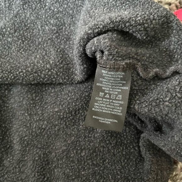 Bandier x WSLY Ecosoft Cropped Zip Up Hoodie - Picture 12 of 13